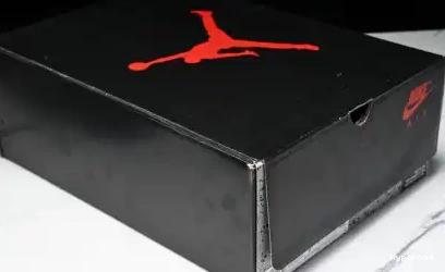 Hyperoad “Black Jordan Reimagined” Air 5 Metallic 0525